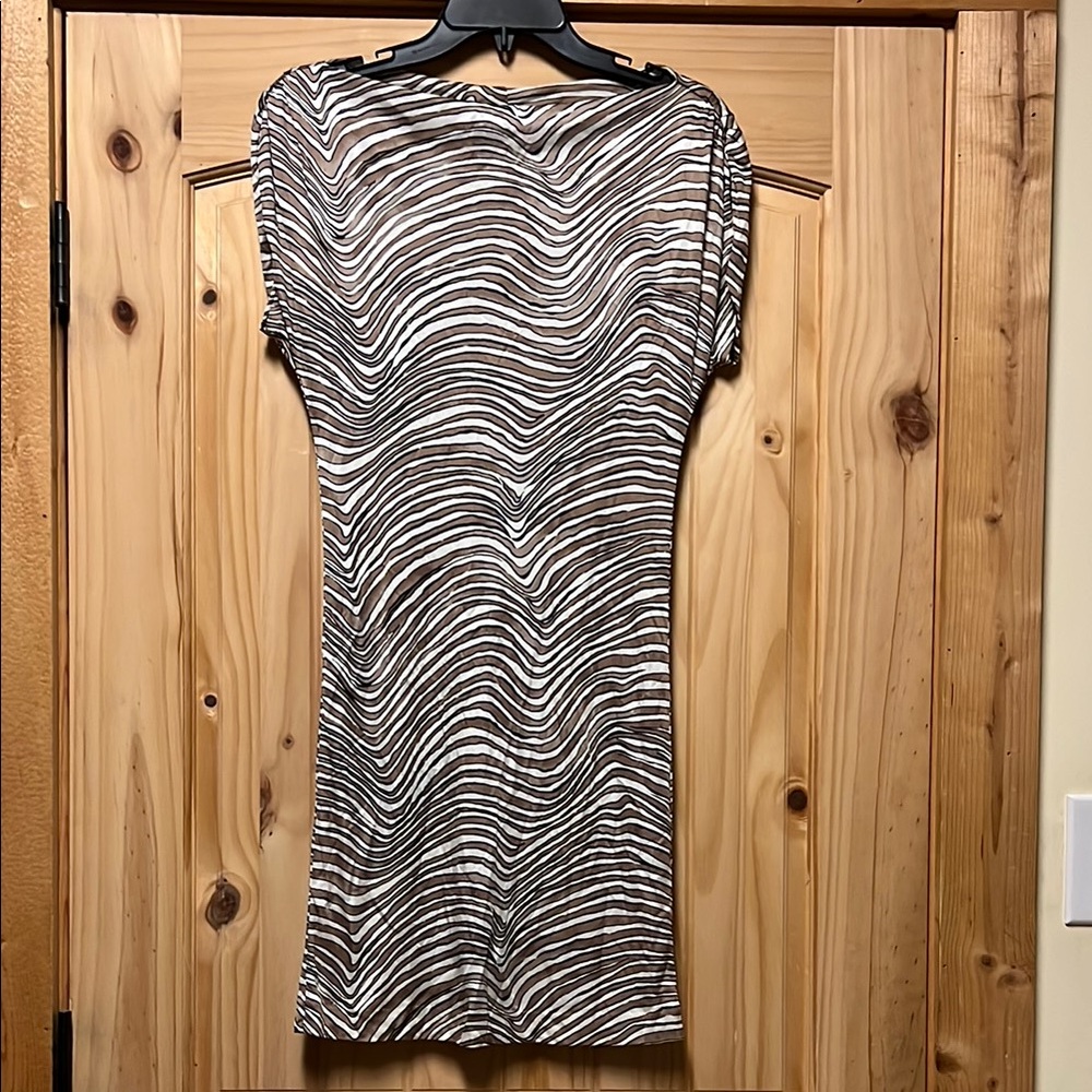 Trina Turk Animal Print Sleeveless Mini Dress Small LIKE NEW Silk Blend
